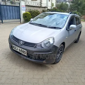Nissan Advan 2015 Silver