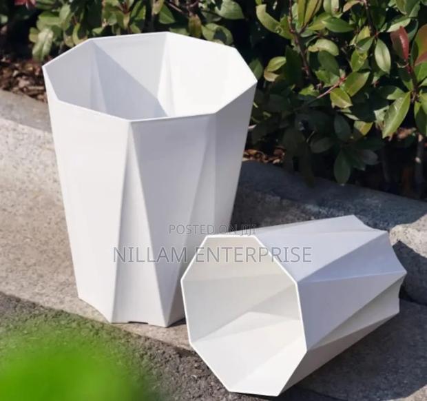 Decor Planters - main view