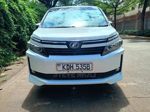 Toyota Voxy 2016 White