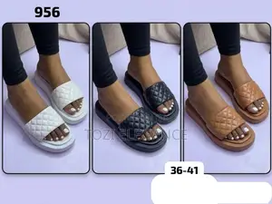 Women's Quilted Platform Slide Sandals – Soft, Comfortable Stylish