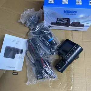 Clear Full HD Video 1.5-Inch LCD Screen G50 3-Lens Dash Cam