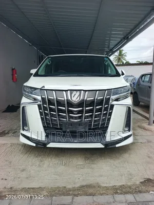 Toyota Alphard 2019 White