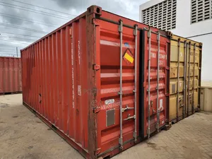 Deal Kali! 20-Foot Shipping Containers in Stock