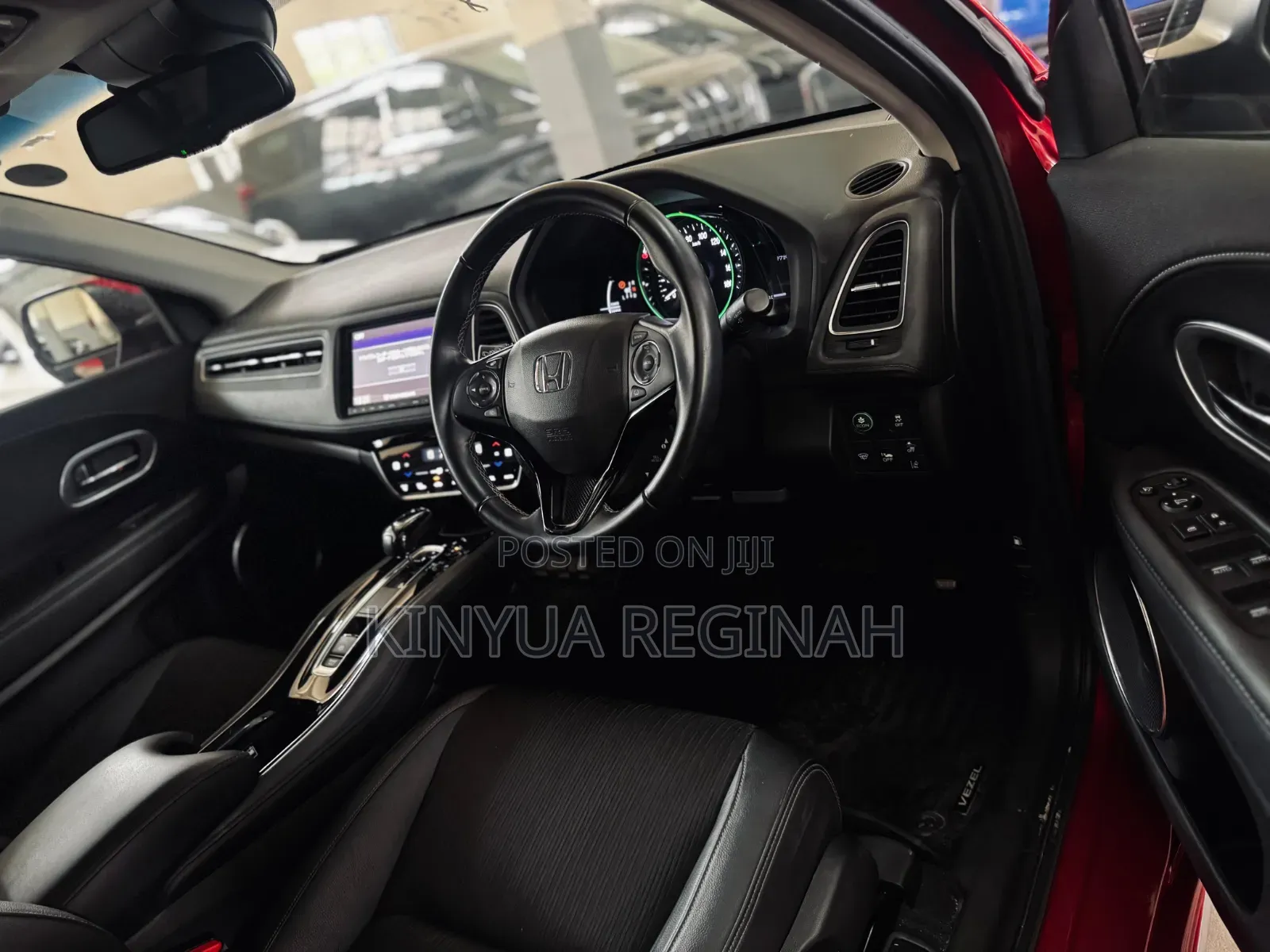 Honda Vezel 2020 Red