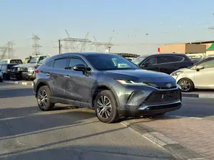 Toyota Harrier 2.0 2021 Gray