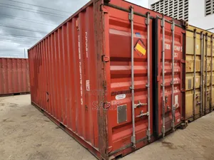 Cheki Hii! 20ft Shipping Containers at Low Prices!
