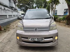 Toyota Voxy 2007 Gray