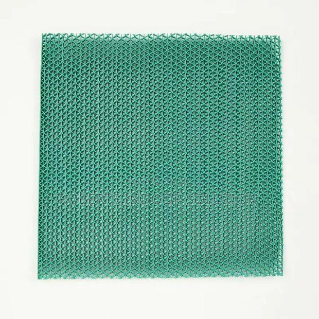 Perforated PVC Antislip Mat - thumbnail 2