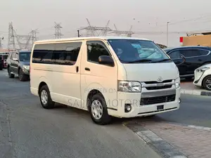 Toyota HiAce 2020 White