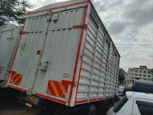 Mitsubishi Fuso Lorry