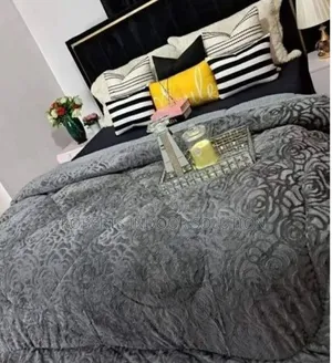 Plain Single Warm Woolen Duvet