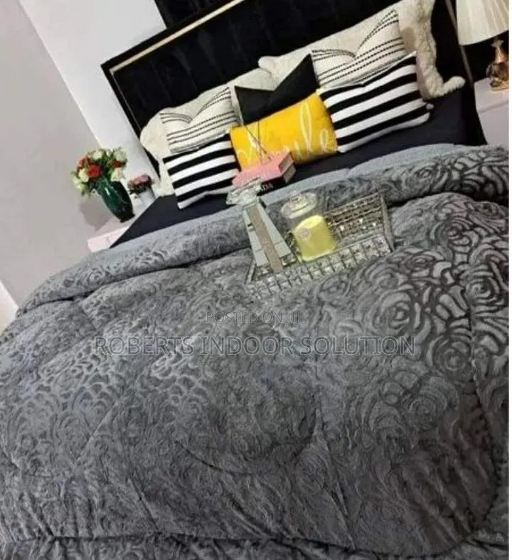 Plain Single Warm Woolen Duvet