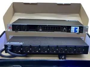 DBX FS102 Professional 10-Outlet Power Sequence Circuit Distributor