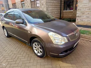 Nissan Bluebird 2008 Brown