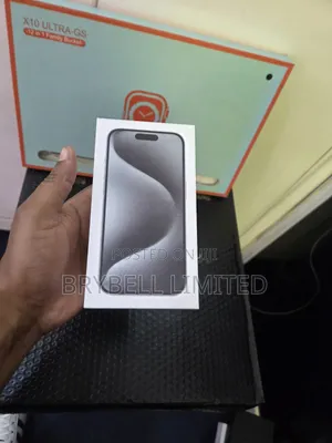 New Apple iPhone 15 Pro Max 256 GB White