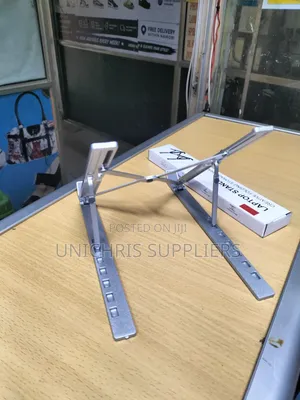 Laptop/iPad Holder