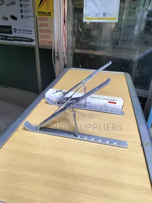 Laptop/iPad Holder