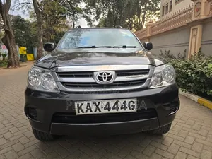 Toyota Fortuner 2006 Black