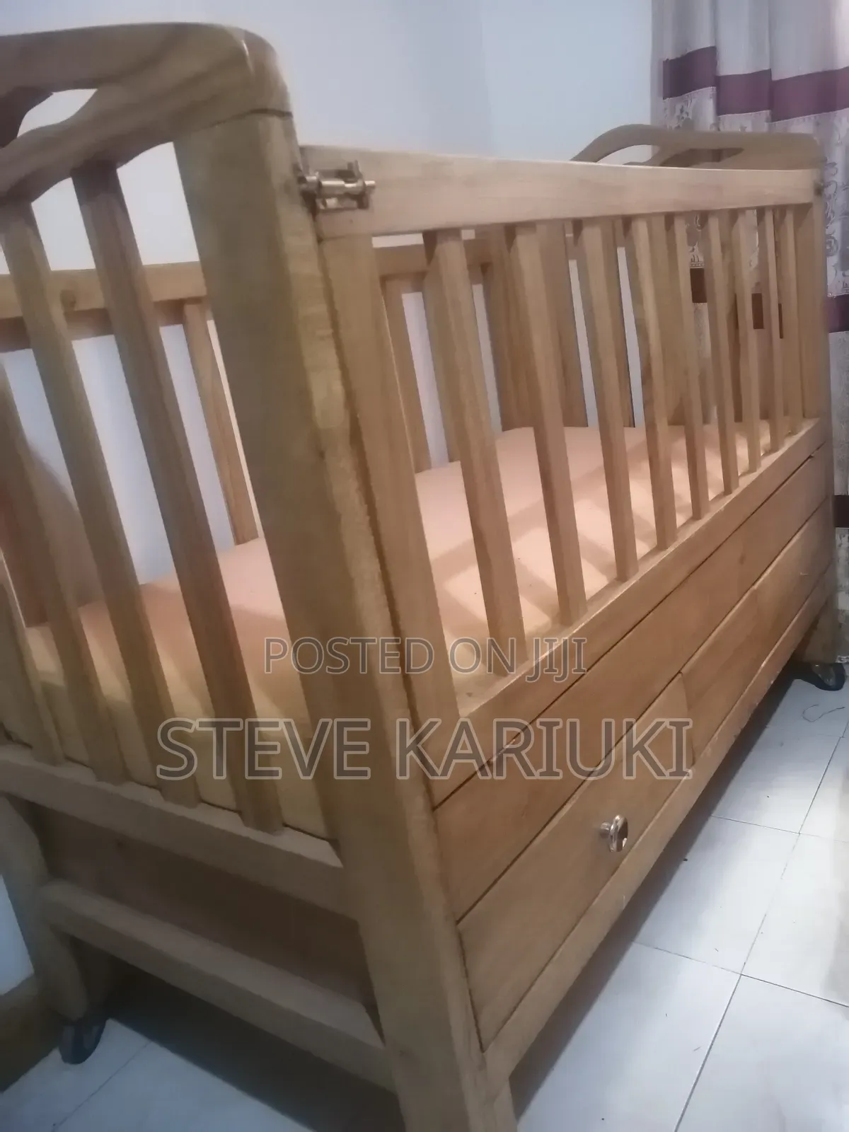 Wallunit Baby Bed (Wheeled)