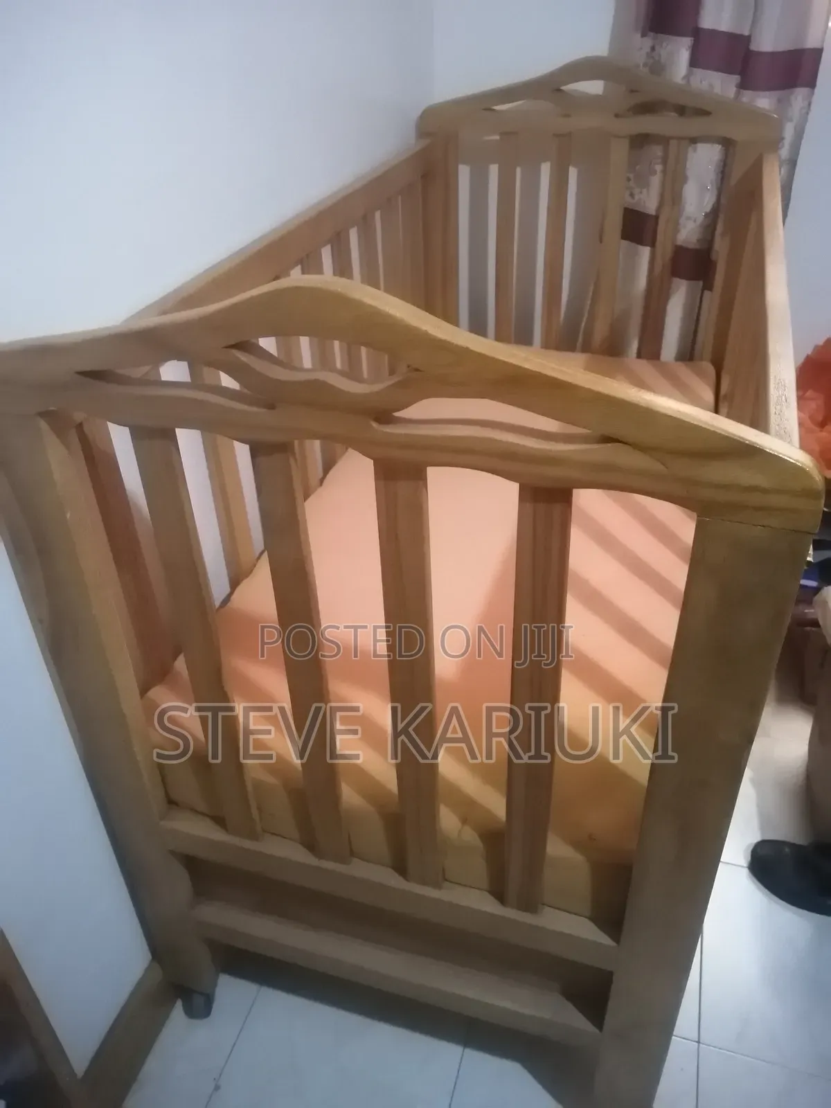 Wallunit Baby Bed (Wheeled)