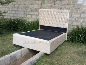 Beige 5x6 Elegabt Upholstered Bed