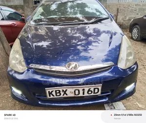 Toyota Wish 2009 Blue