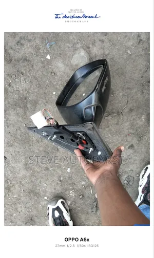 Toyota V8 Side Mirror