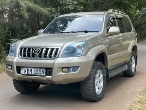 Toyota Land Cruiser Prado 2005 Gold
