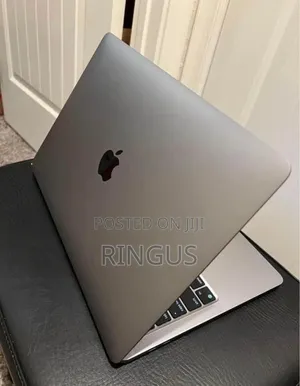Laptop Apple MacBook Pro 2020 16GB Intel Core i7 SSD 1T