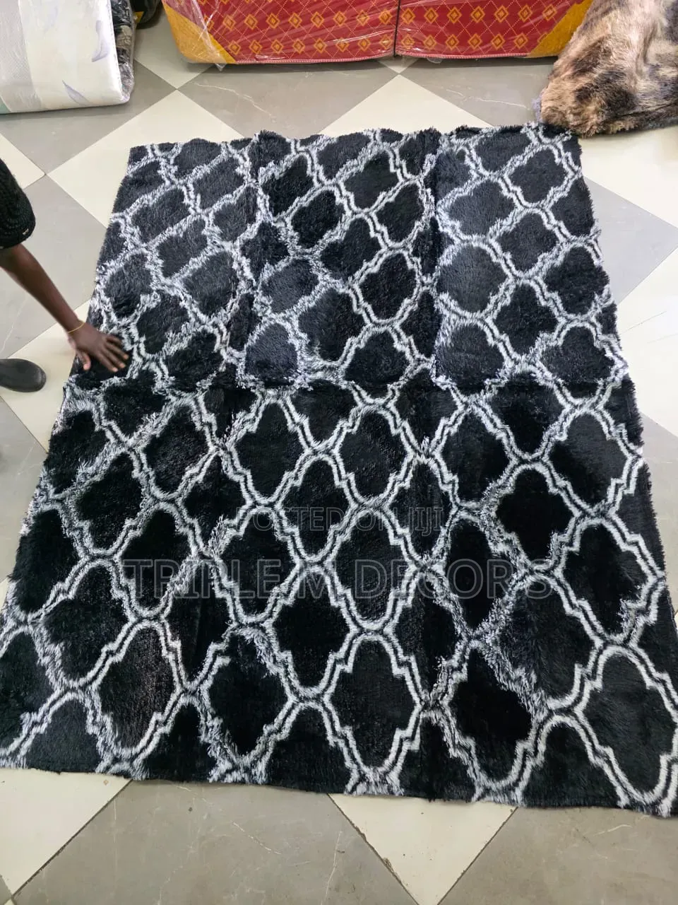 Modern Soft Fluffy Carpet 5 by 8