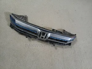 2014 Honda Insight Grill