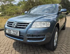Volkswagen Touareg 2006 Blue
