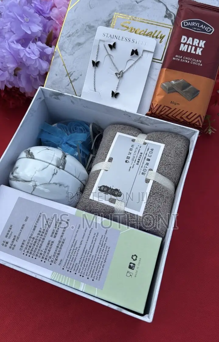 Ultimate Self-Care and Style Girlfriend’s Gift Hamper