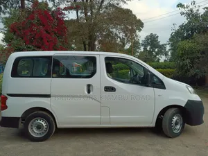 Nissan NV200 2019 White