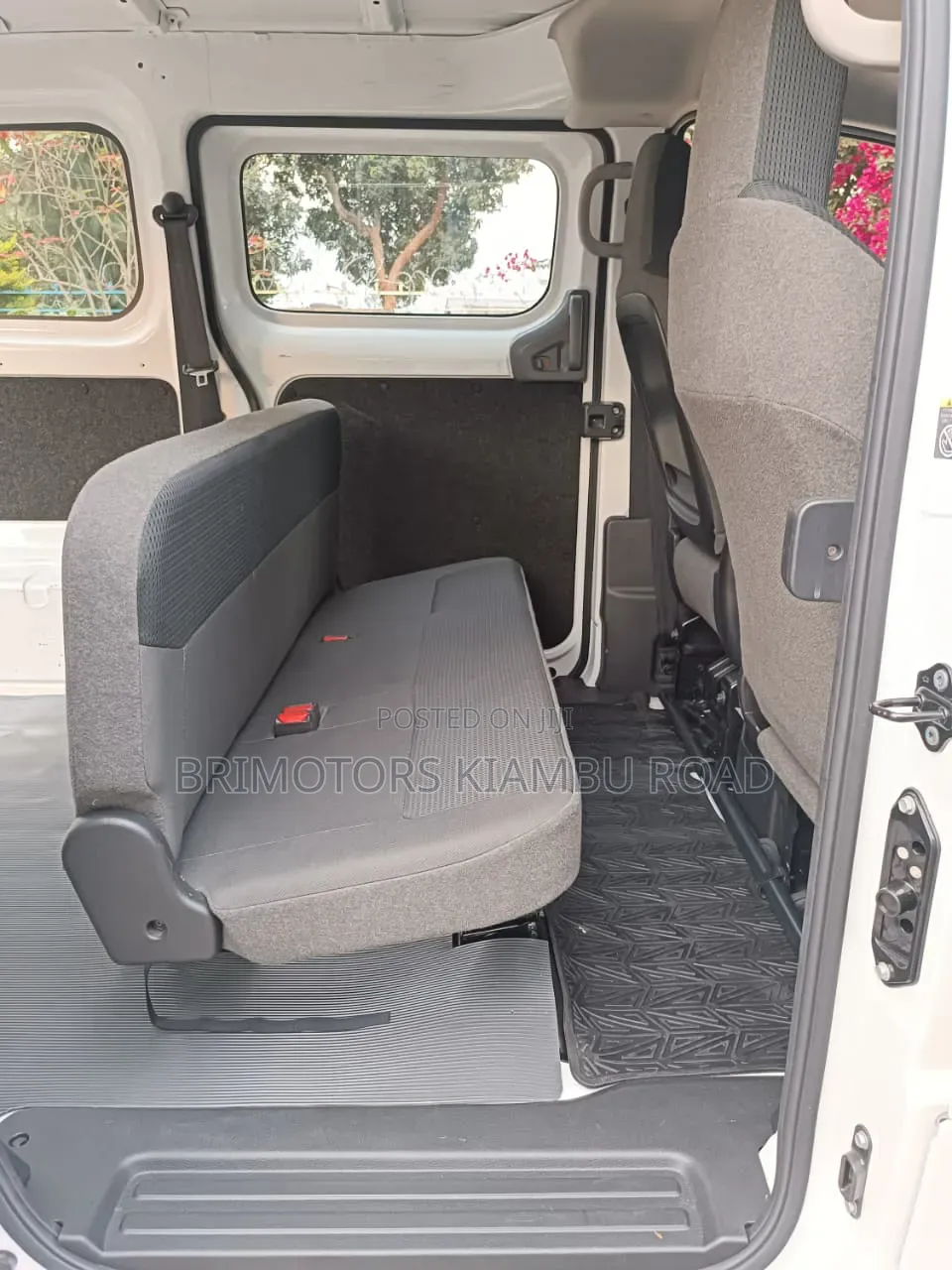Nissan NV200 2019 White