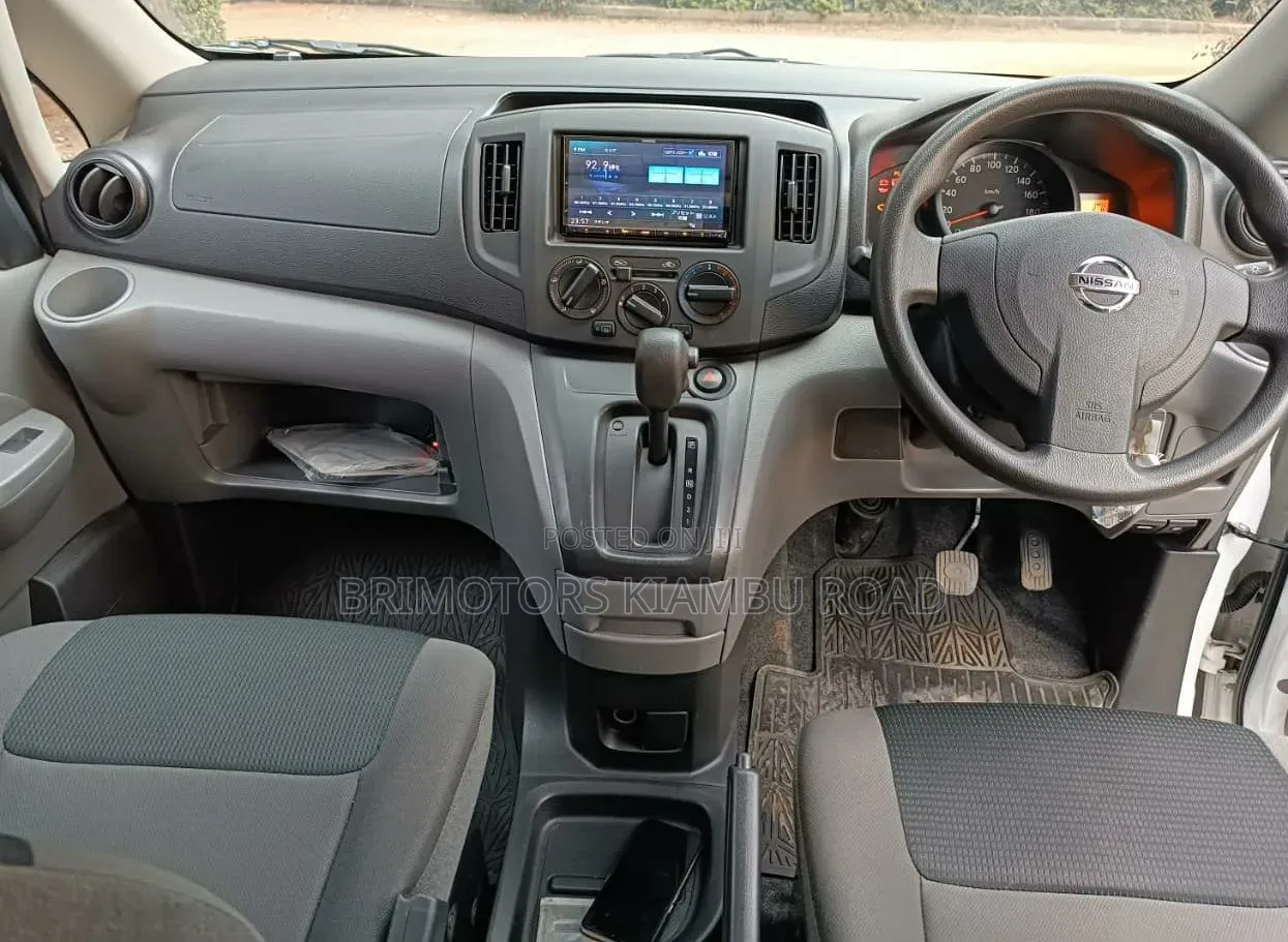 Nissan NV200 2019 White