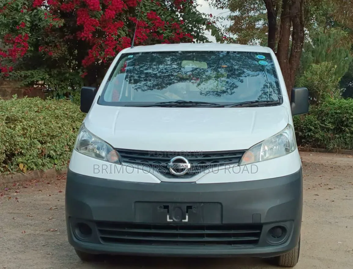 Nissan NV200 2019 White