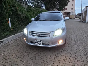 Toyota Axio 2010 Silver