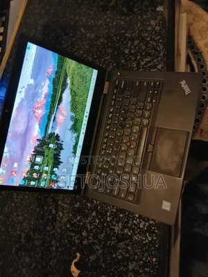 Laptop Lenovo ThinkPad X1 Carbon 8GB Intel Core i7 HDD+SSD 256GB