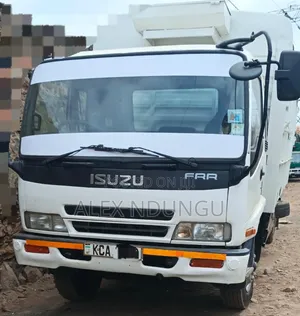 Isuzu FRR 33 2014 White