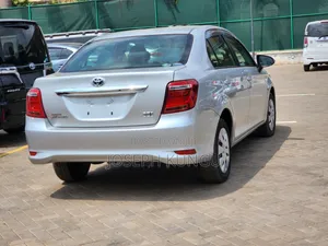 Toyota Axio 2018 Silver