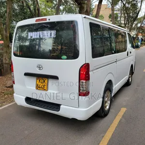 Toyota HiAce 2016 White