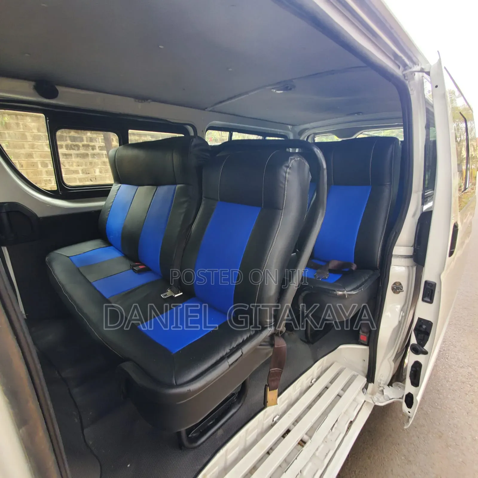 Toyota HiAce 2016 White