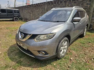 Nissan X-Trail 2015 Gray