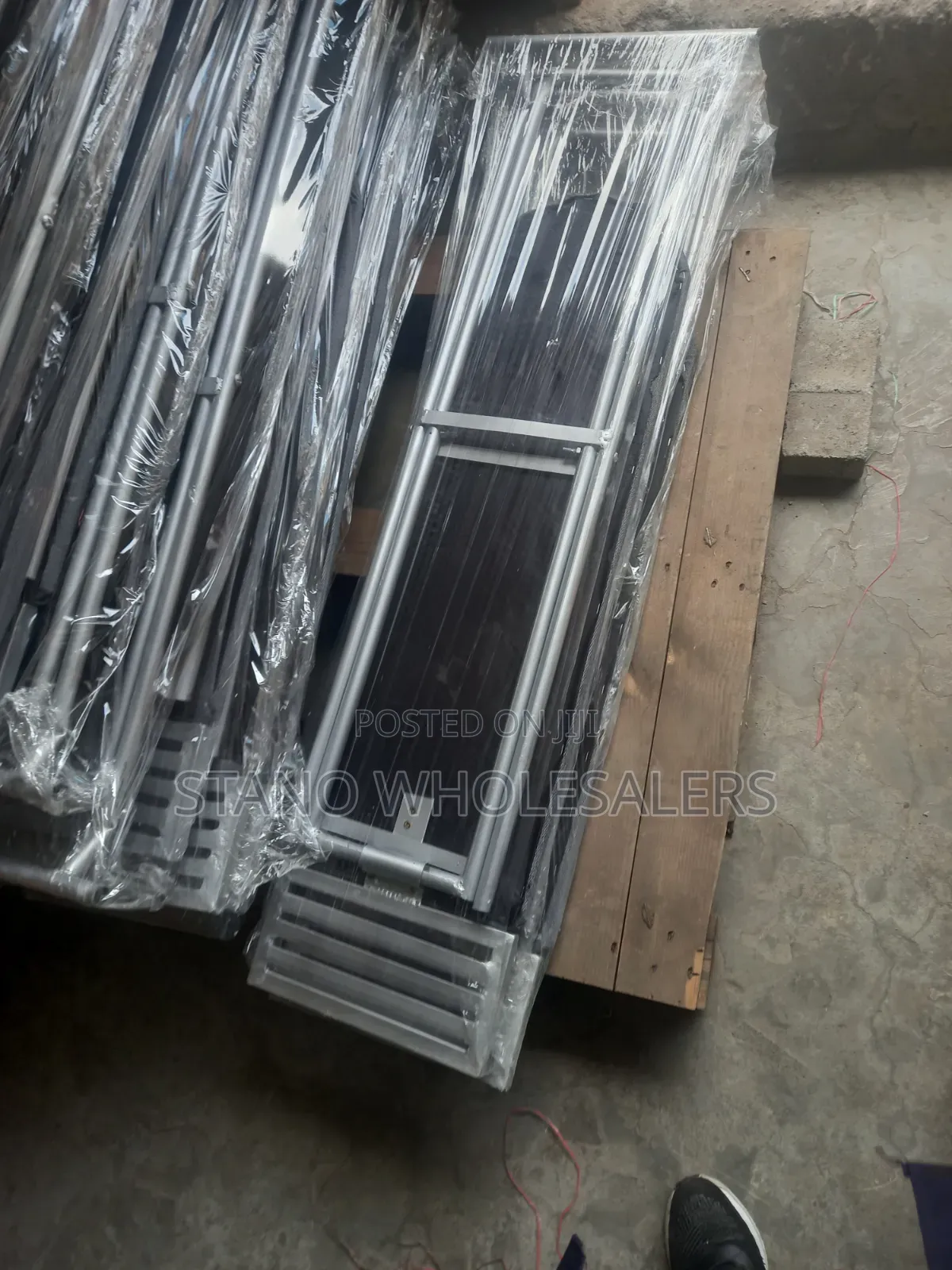 Metallic Iron Board