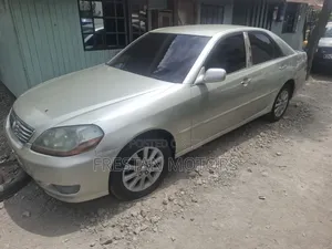 Toyota Mark II 2004 Silver