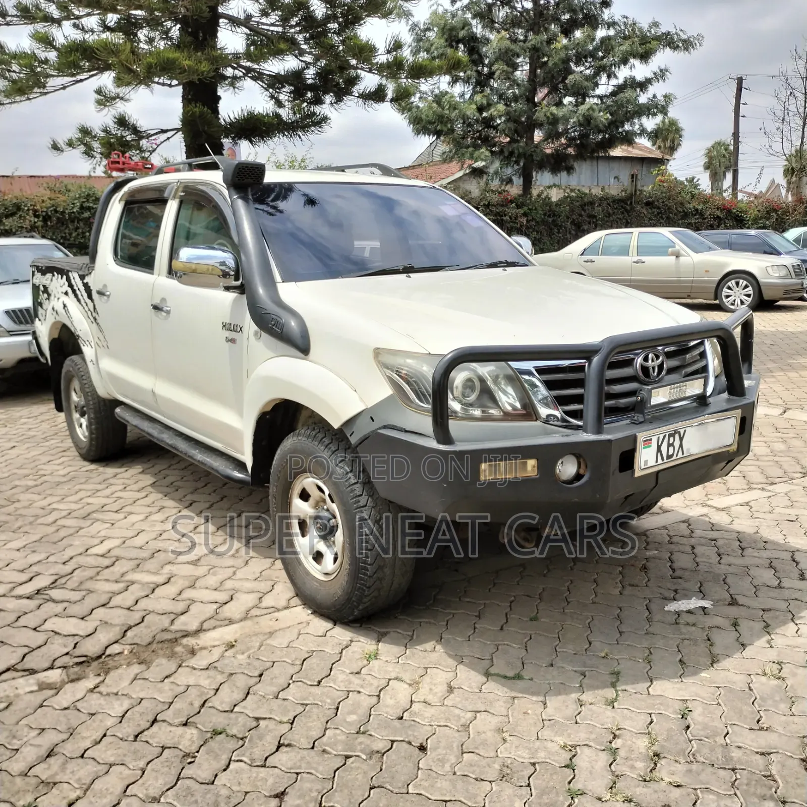 Toyota Hilux 2007 White