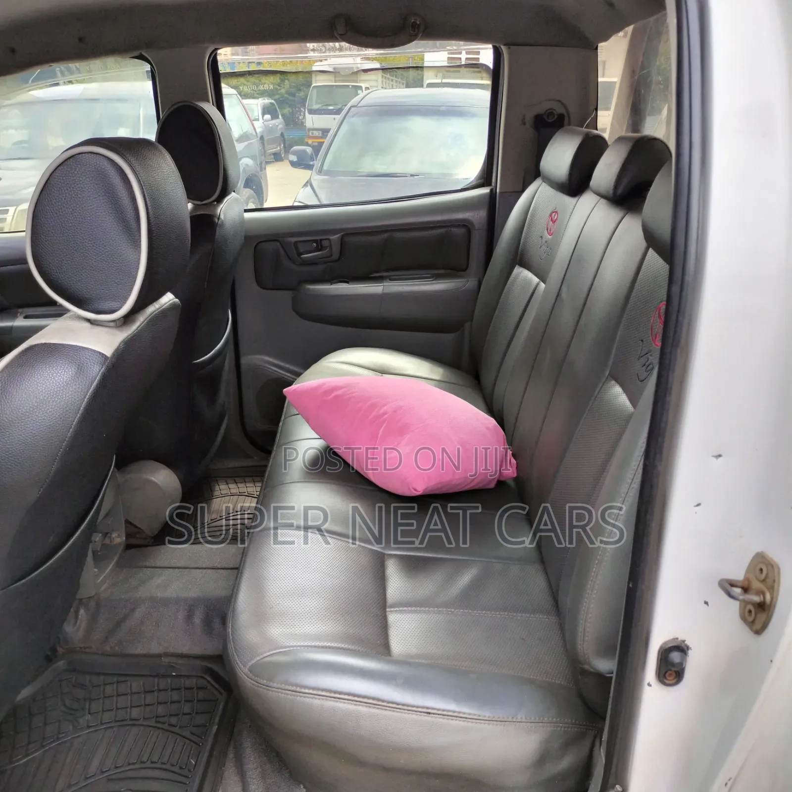 Toyota Hilux 2007 White