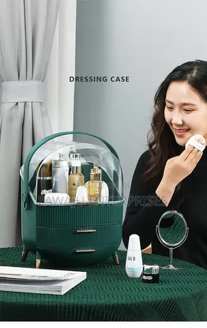Make Up Organizer