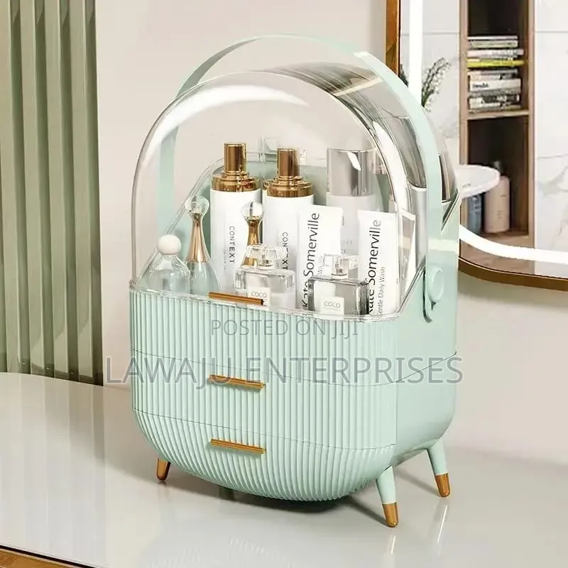 Travel Cosmetic Organizer
